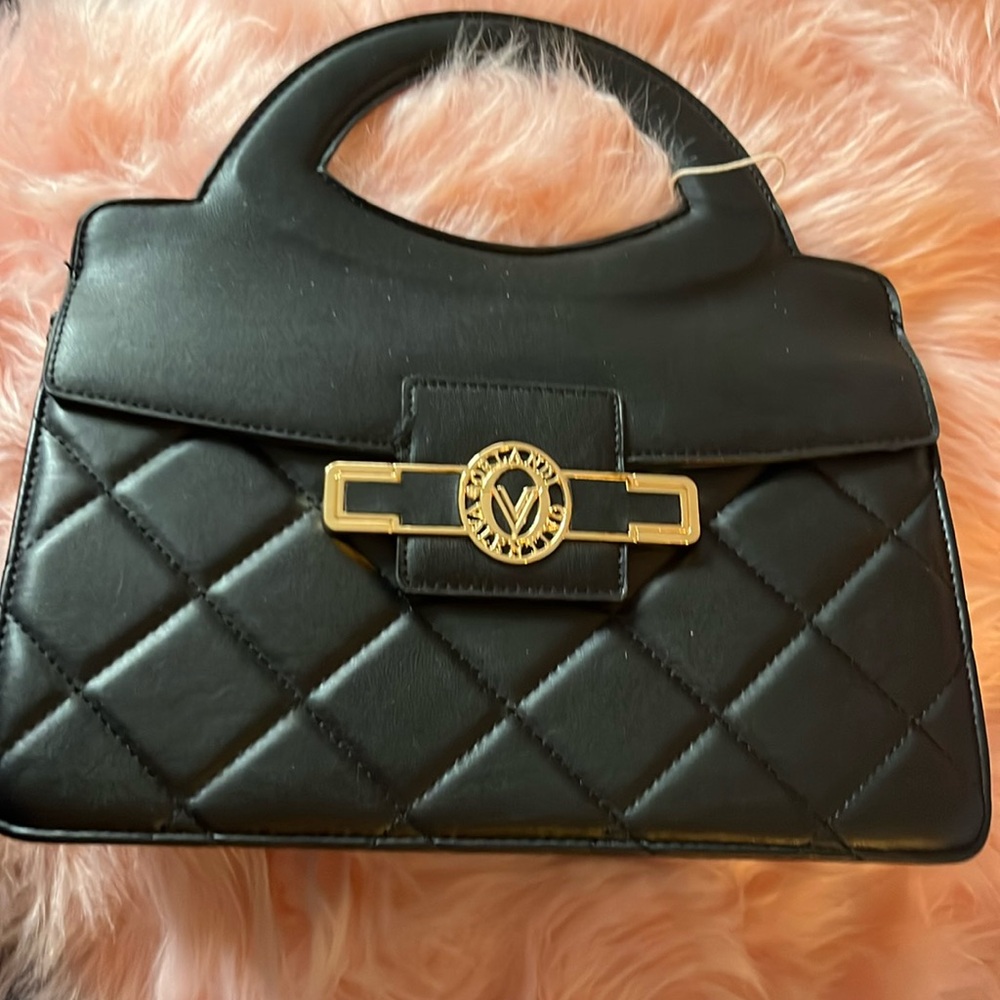 Valentino Orlentino Black Handbag carry handle or crossbody designed in 🇮🇹 Italy